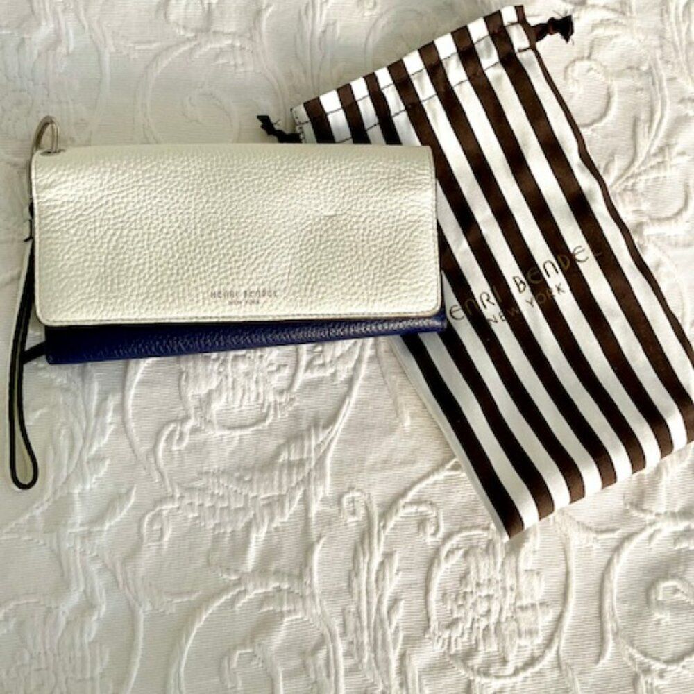 NWT Henri Bendel White Blue Pebbled Wallet with Sunglass Case Wristlet Clutch